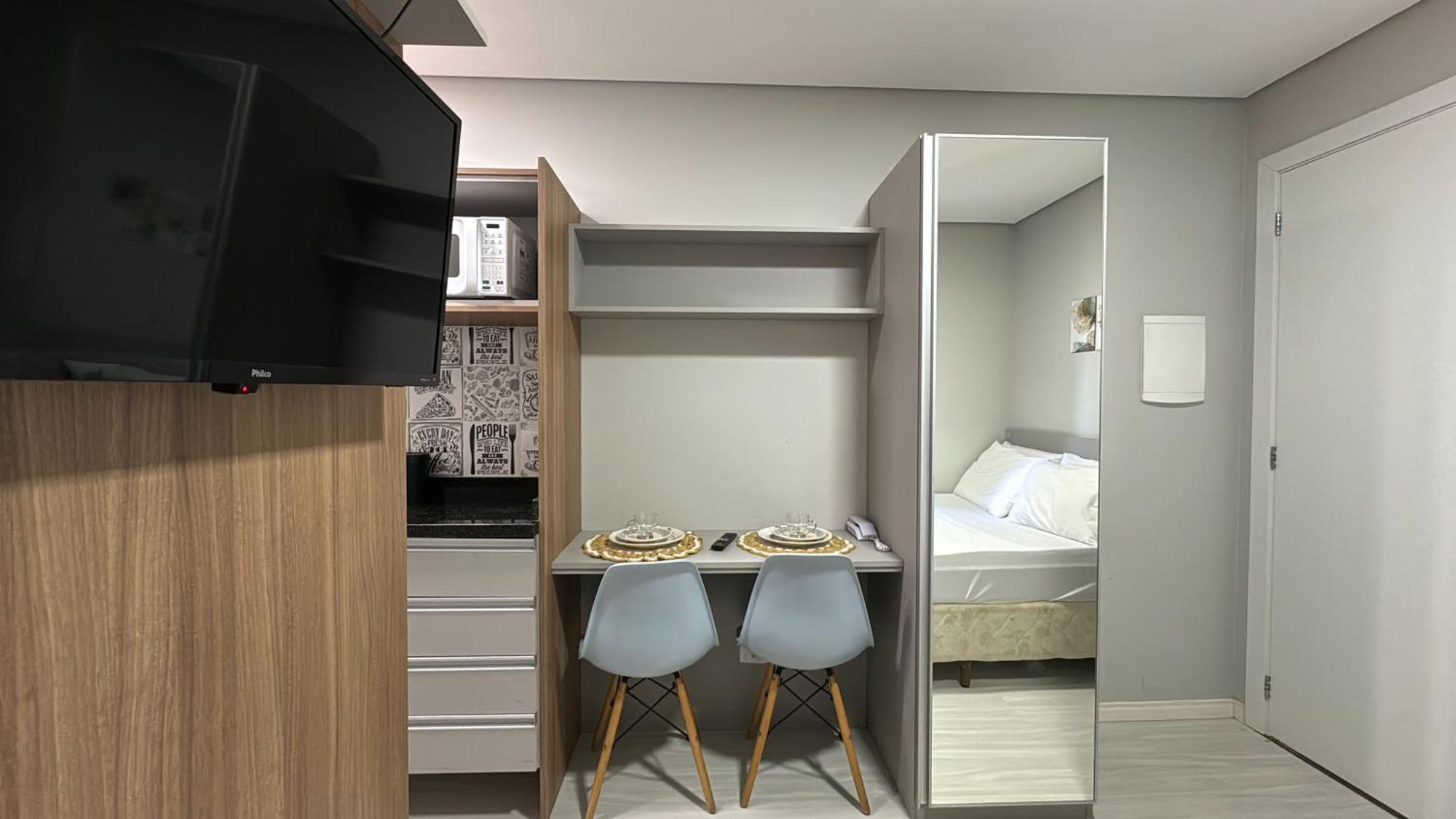 4- Studio Para Casal. Otima Localizacao 쿠리치바 외부 사진